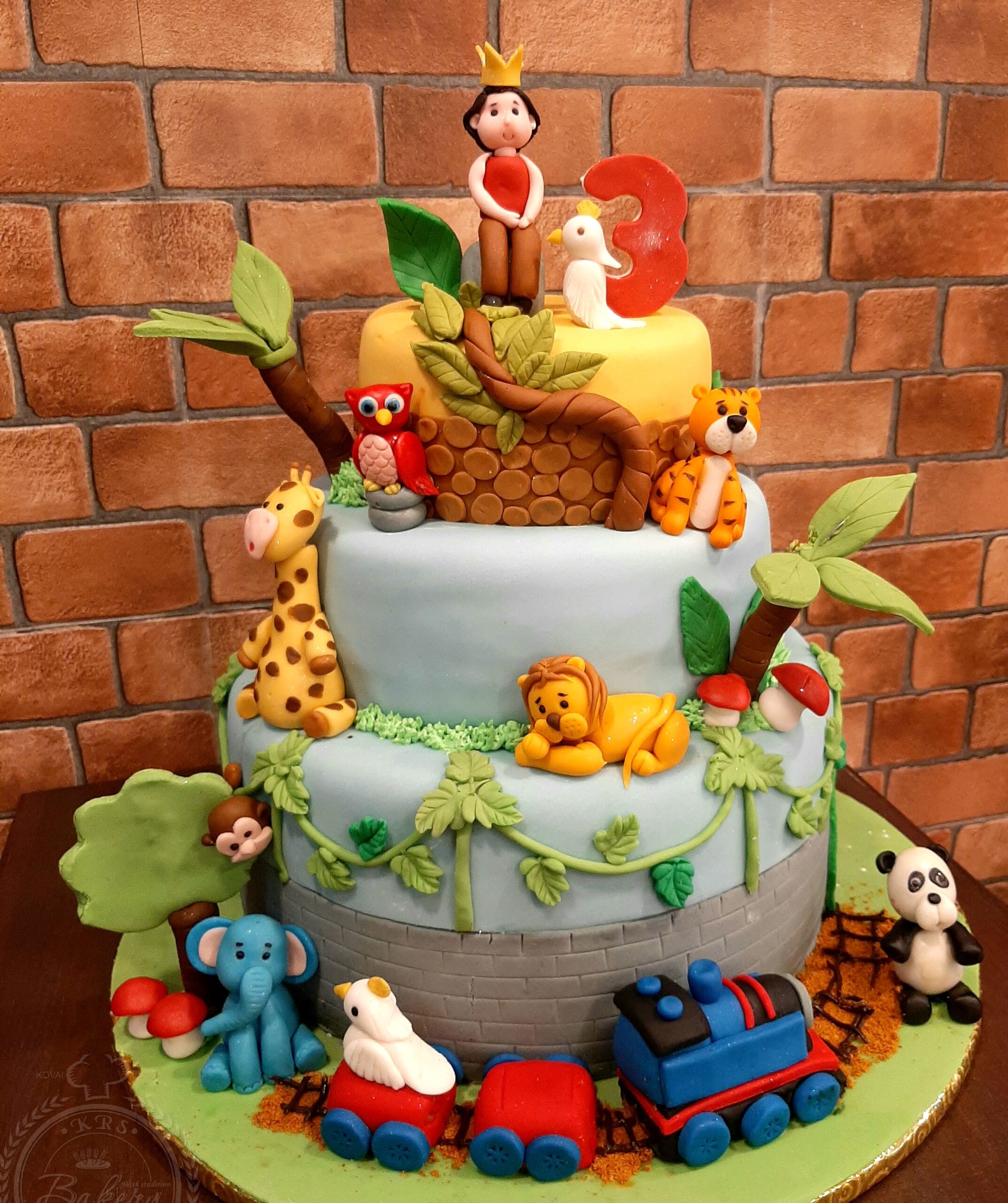 Jungle Safari Cake Tutorials - How to make a jungle theme cake
